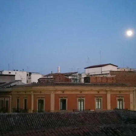 Casa Siciliana Etna Mare Apartment *